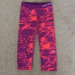 Nike capri leggings